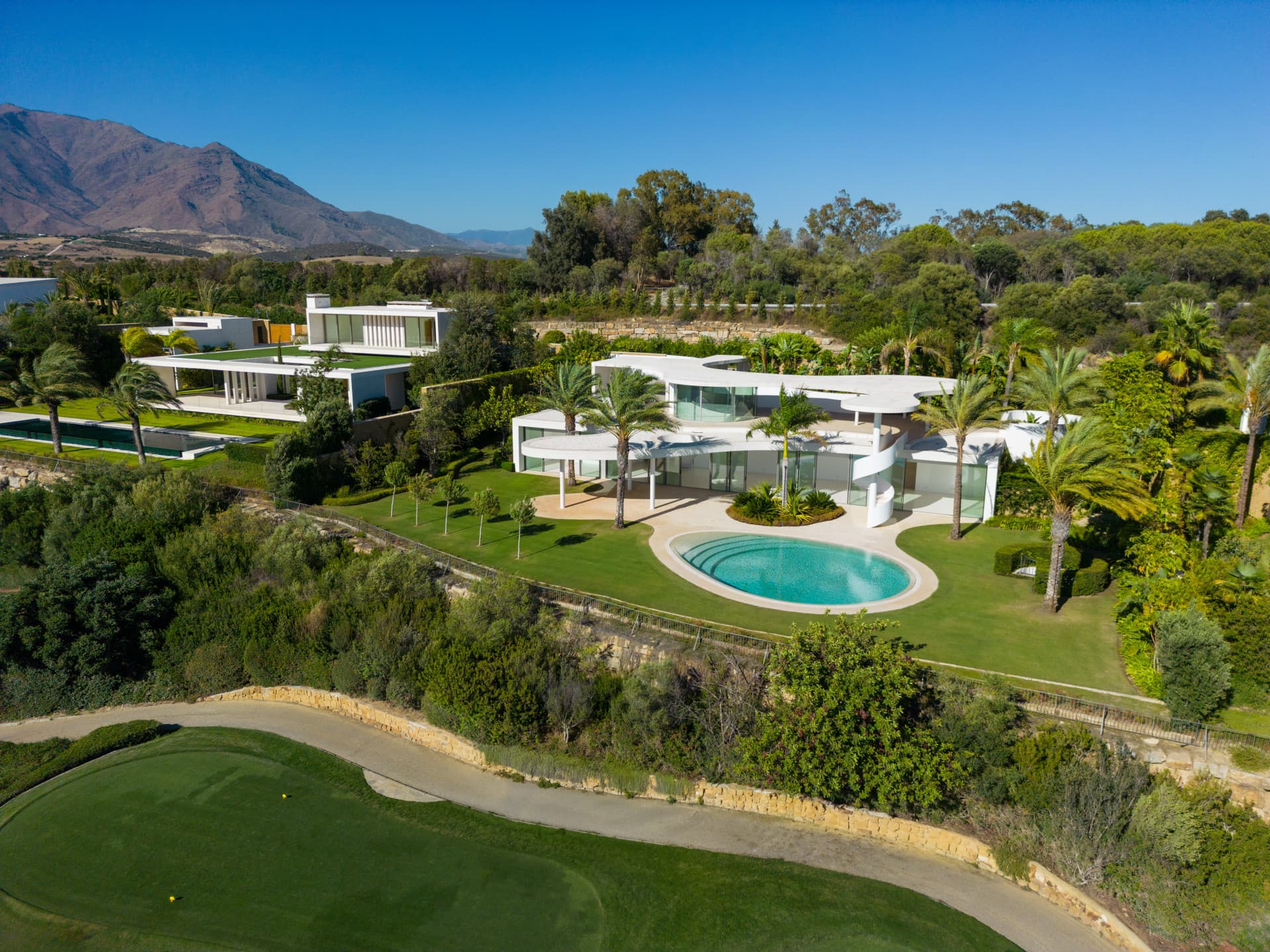 Finca Cortesin - Golfside Villa 7 - video