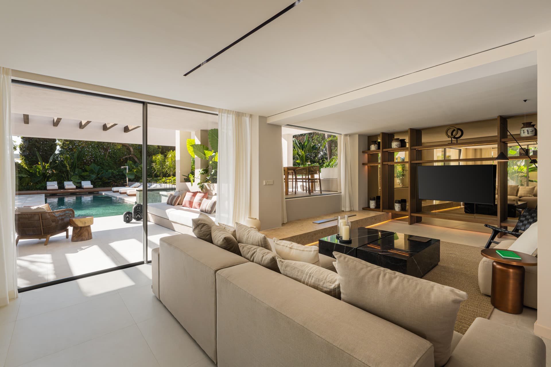 Villa Elan - video