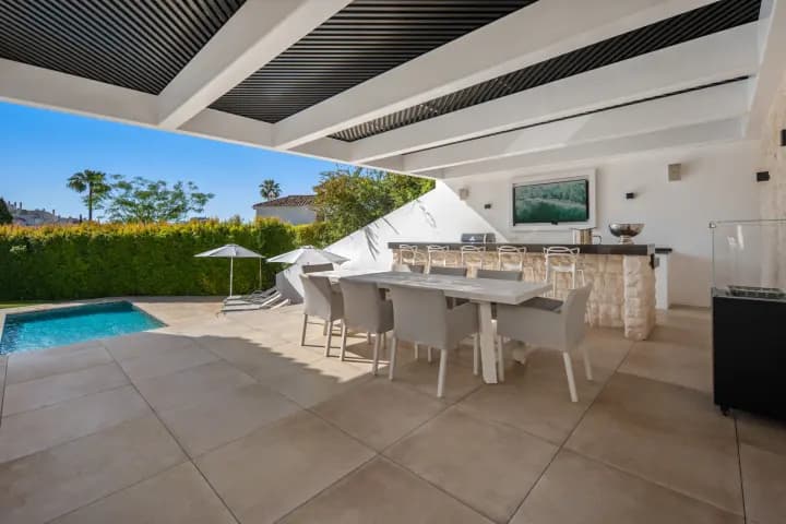 Hill Club 36 — image 5