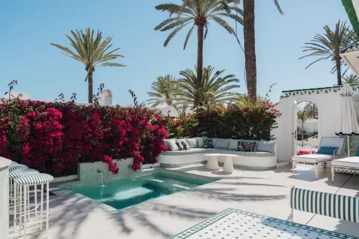 Oasis Club 10 — image 5